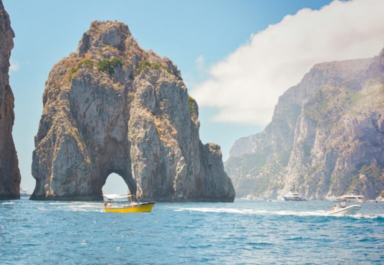 Dingen om te doen op Capri in mei: de beste activiteiten en boottochten